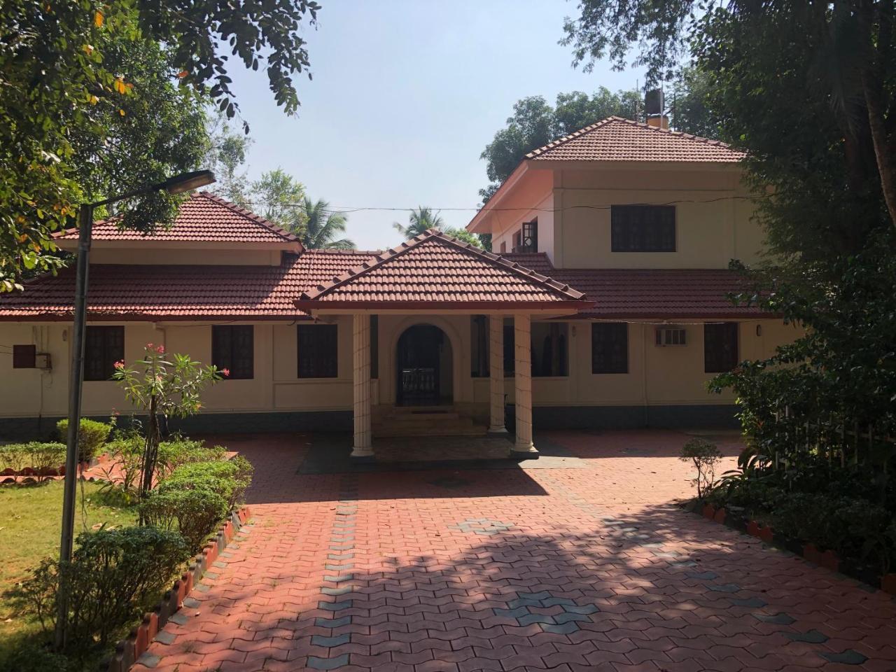Ayuryogashram Heritage Thrissur Eksteriør billede